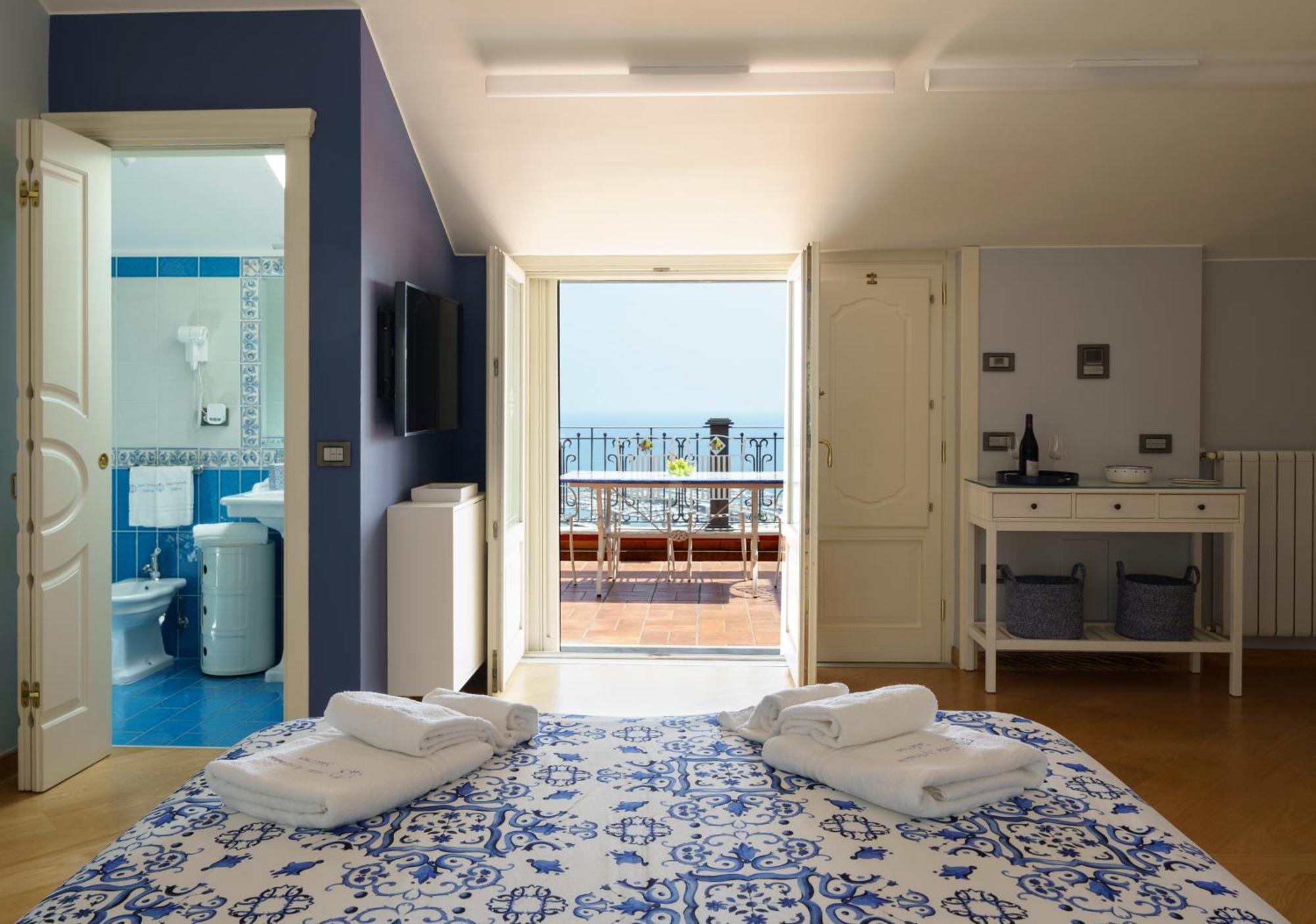 Suite Aphrodite - Exclusive Flat Salerno Exteriér fotografie